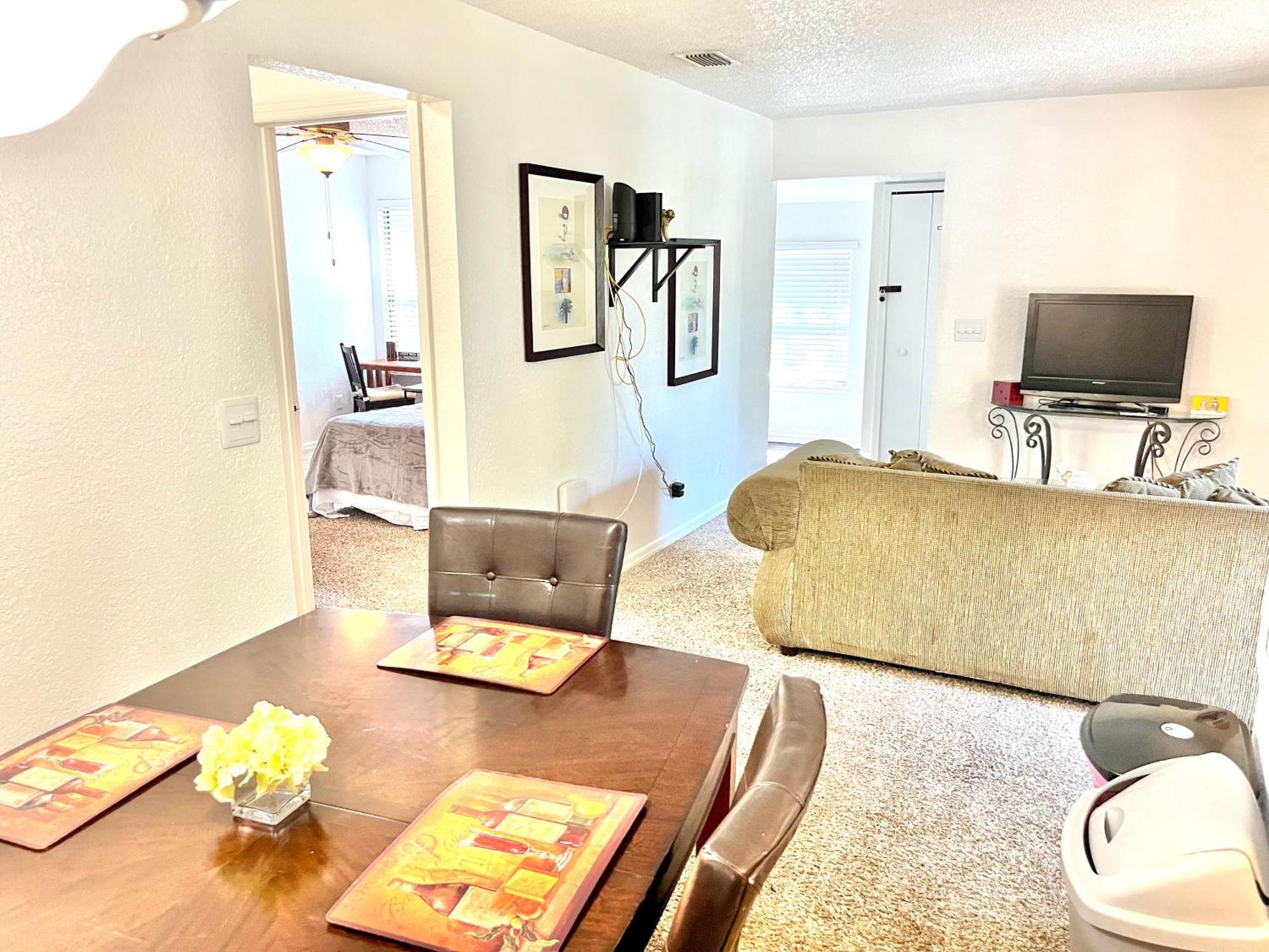 Daytona 2 Bed Apartment 10 Minutes To Beach With Balcony Port Orange Buitenkant foto