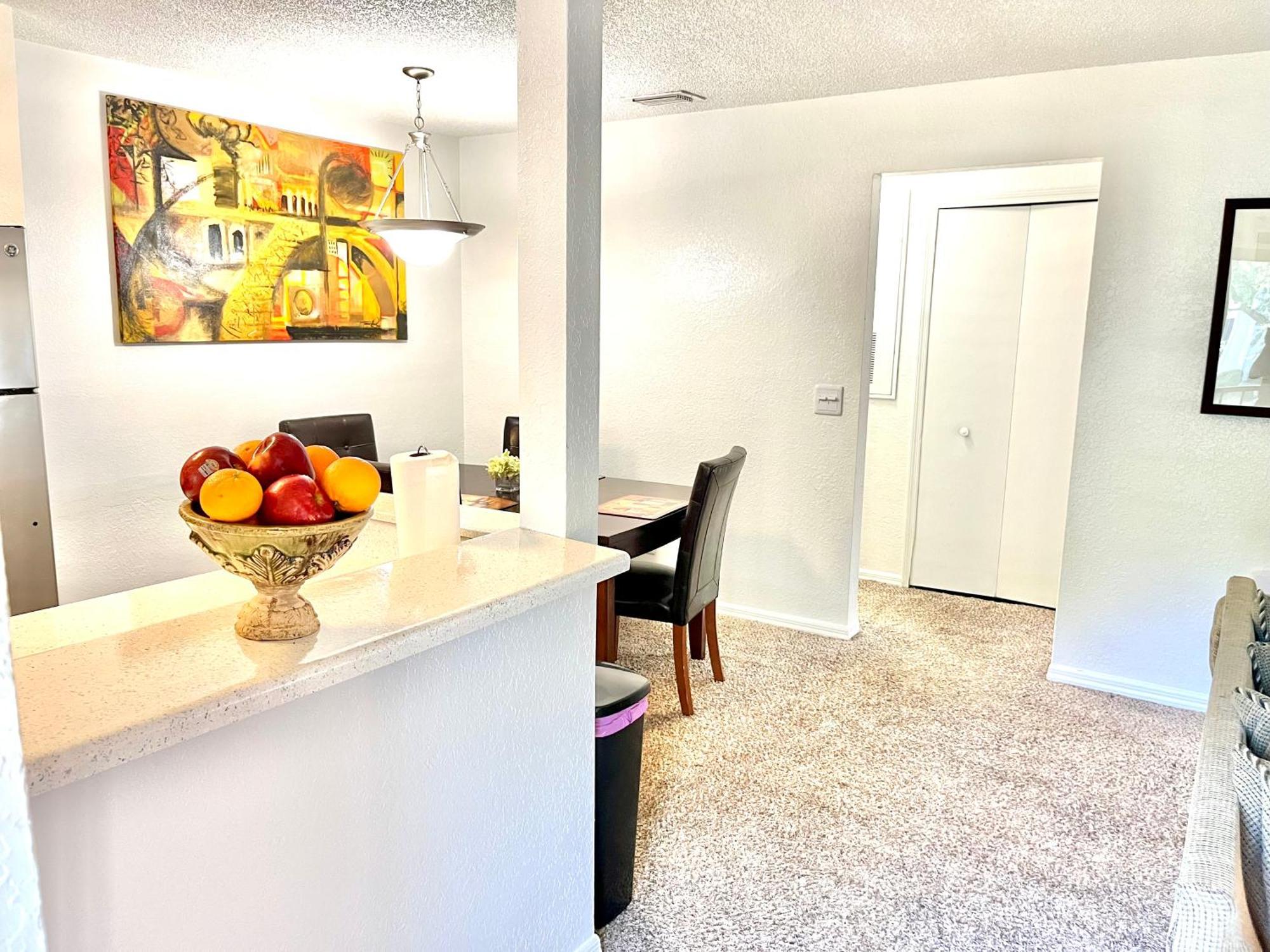 Daytona 2 Bed Apartment 10 Minutes To Beach With Balcony Port Orange Buitenkant foto