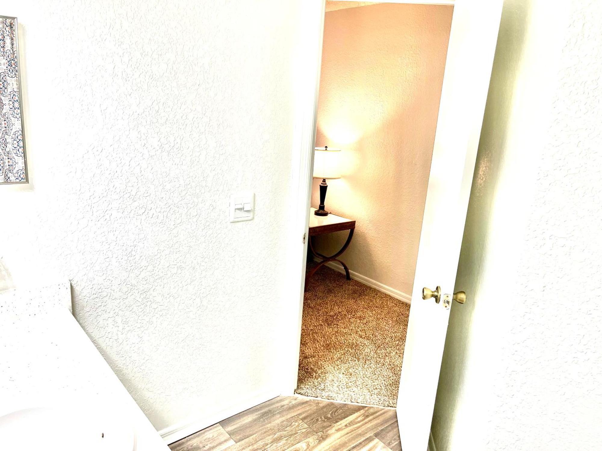 Daytona 2 Bed Apartment 10 Minutes To Beach With Balcony Port Orange Buitenkant foto